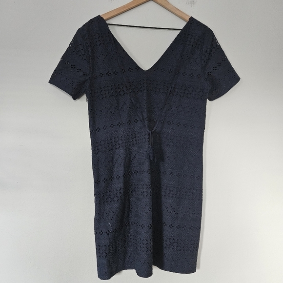 Madewell navy blue embroidered eyelet back tie lined dress size M - Picture 8 of 10